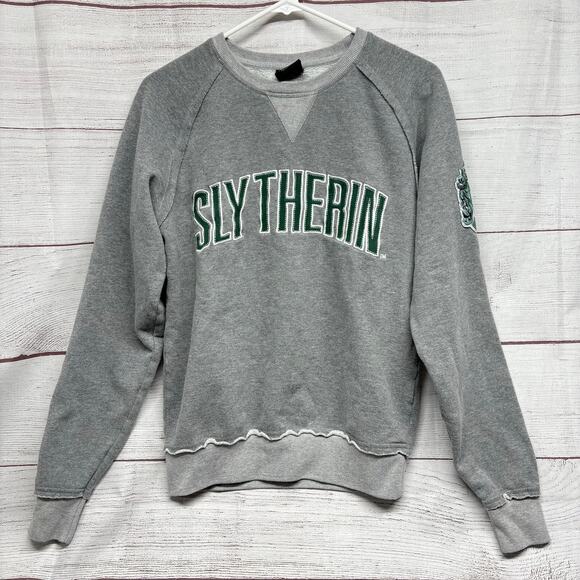 harry potter Tops - Harry Potter Universal Studio gray Slytherin Sweatshirt size S